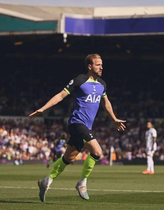 不惜代价地 不惜代价地